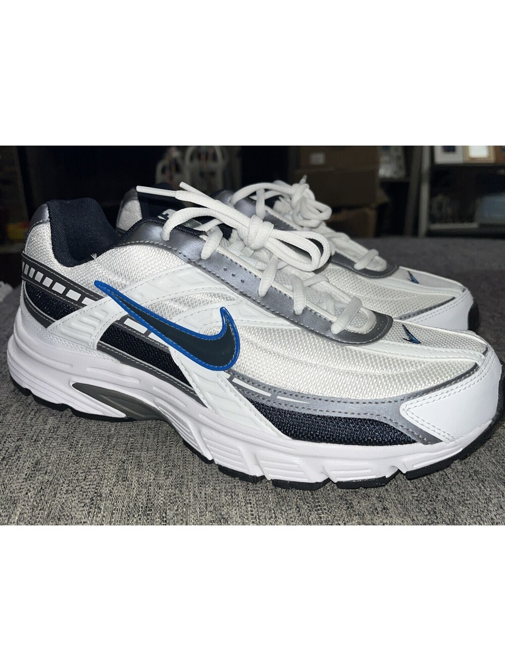 Nike Initiator Men's Size 11 Running/Training Sneakers Obsidian White New